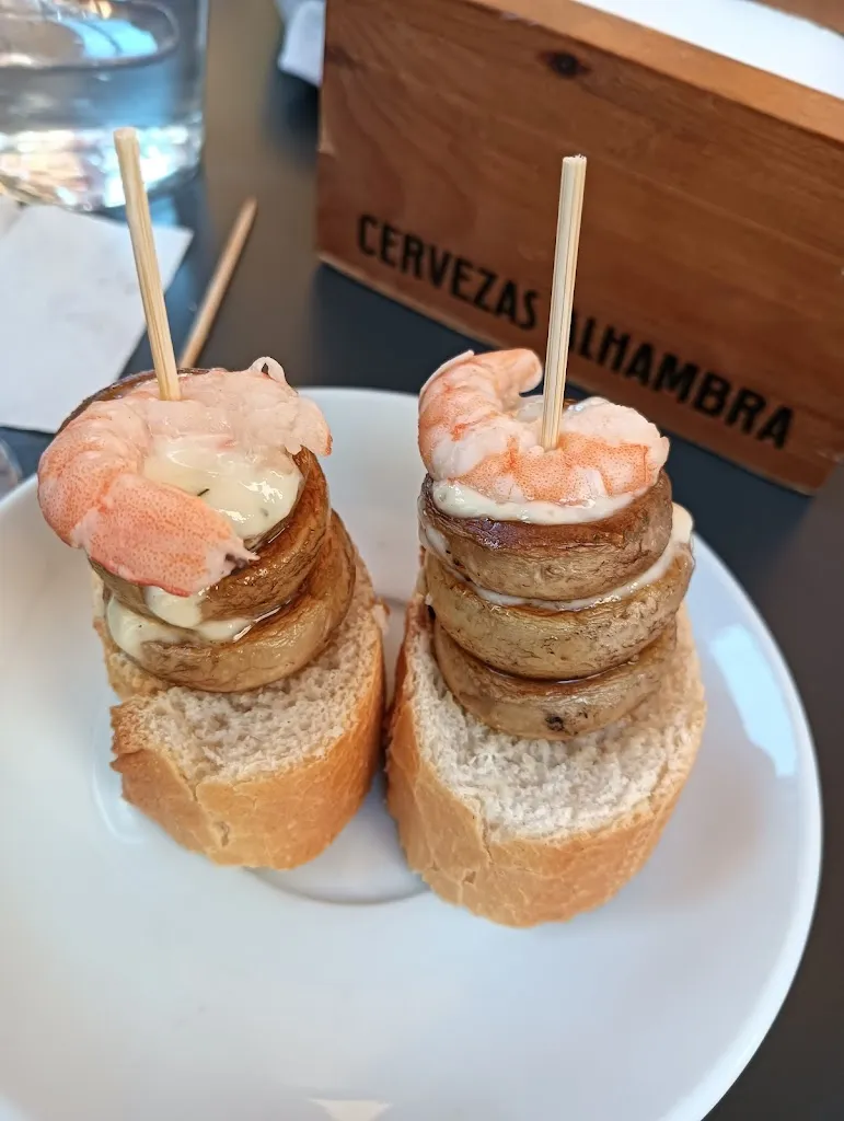 Nieves Conde caballero_Café Paradero_Albelda de Iregua_review