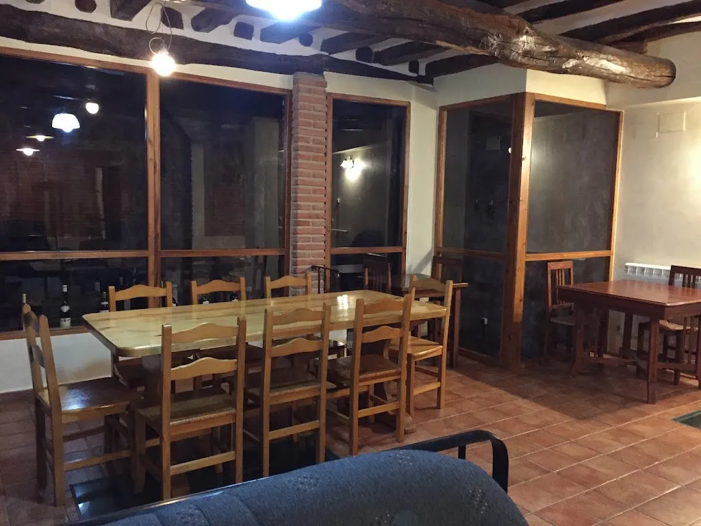 Entorno | Casa rural Antigua Bodega restaurant in Alcanadre