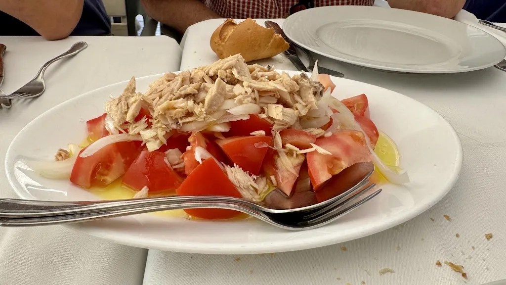 Fernando Diaz_Restaurante Mar Rojo Marisquería_Dolores_review