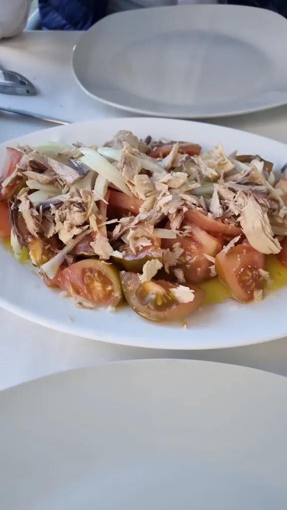 Pablo Tejera_Restaurante Mar Rojo Marisquería_Dolores_review