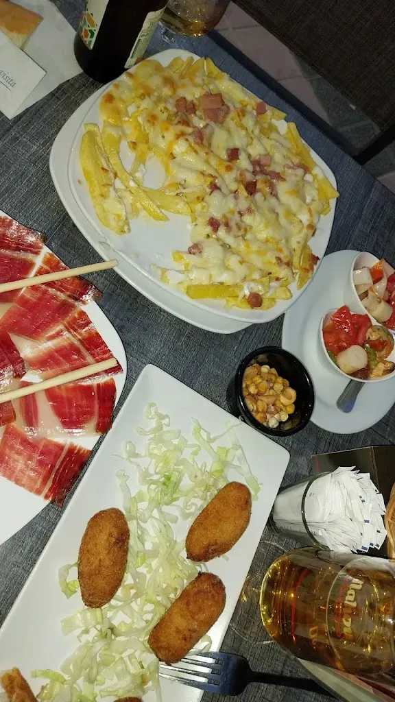 Esperanza Victoria_Mesón La Glorieta_Villanueva del Arzobispo_review