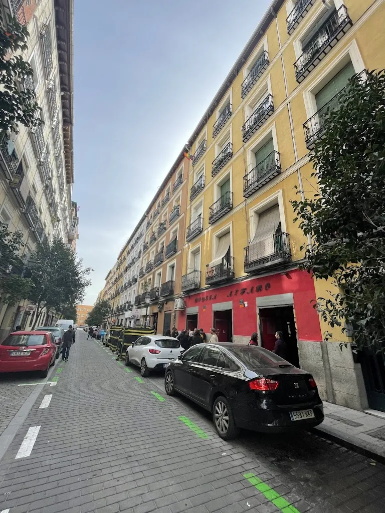 Lipstick Star_Bodega Alfaro_Alfaro_review