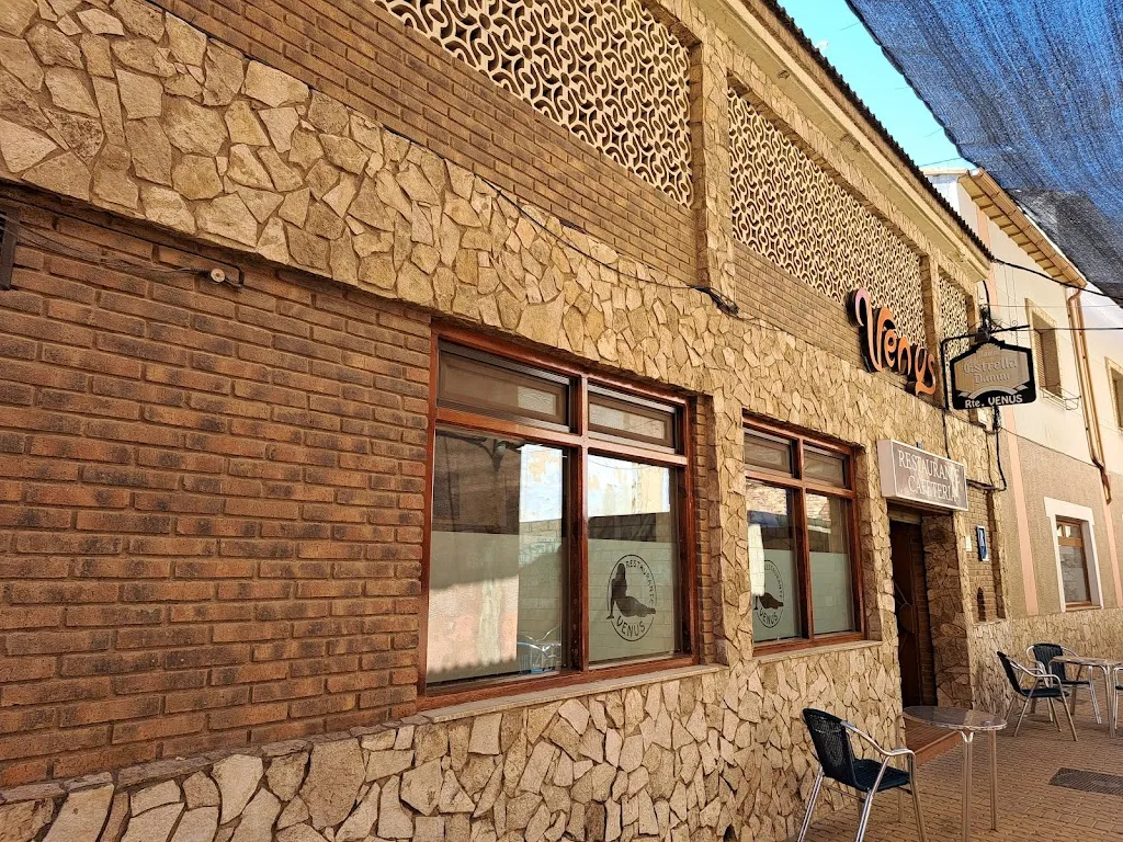 Pitu G. J. (Objetivo)_Venus Restaurante_Aldeanueva de Ebro_review
