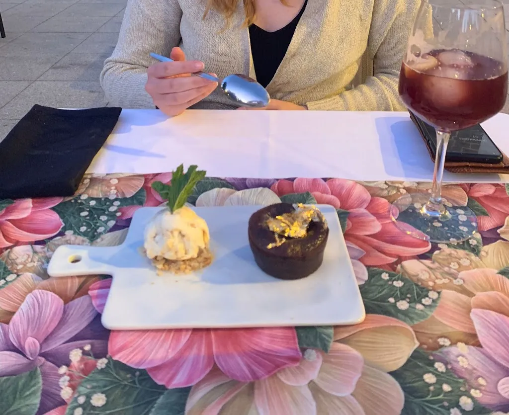 Lieke Vree_LOLANA_Úbeda_recensione