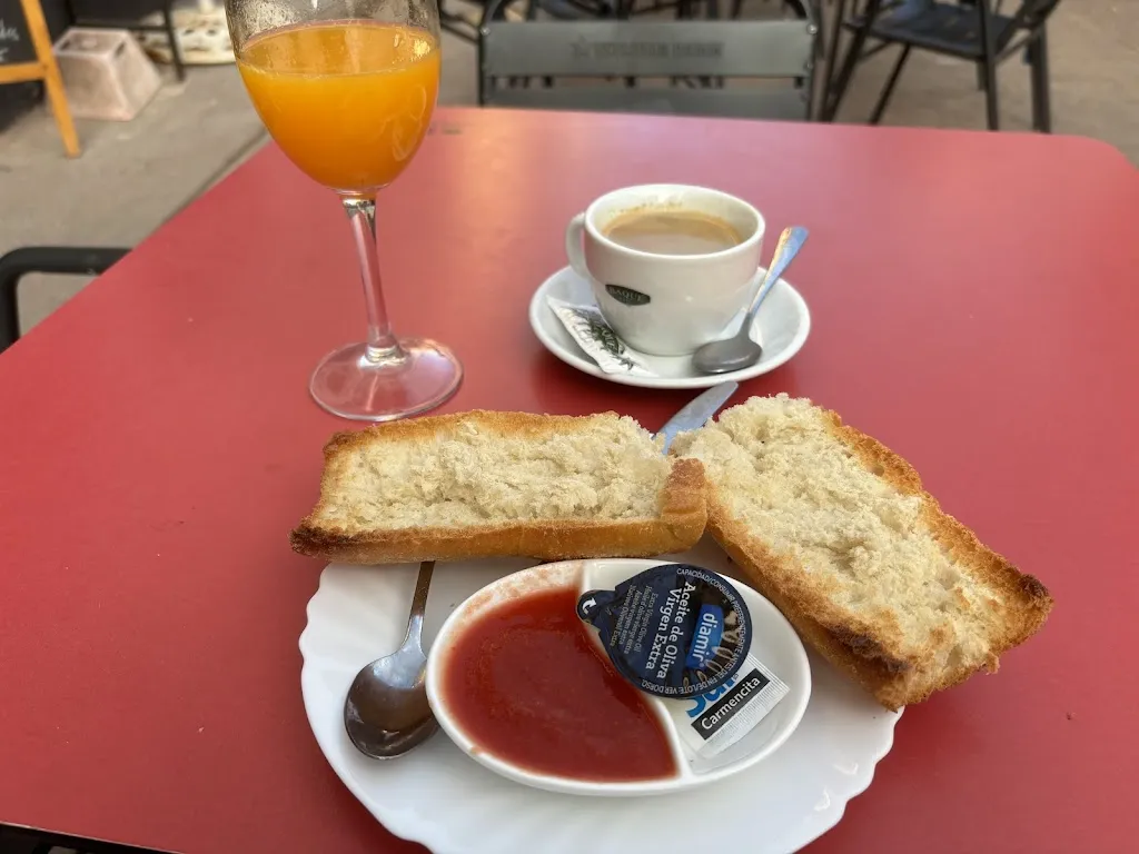 Bar Restaurante El Descanso del Peregrino_Alesanco_slider_image_2