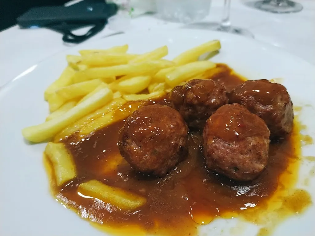 Bar-Restaurante Zenón_Alesanco_slider_image_2