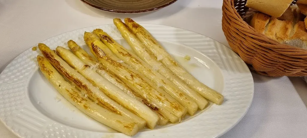 Menu_Restaurante El Trinquete_Arenzana de Arriba_immagine_8