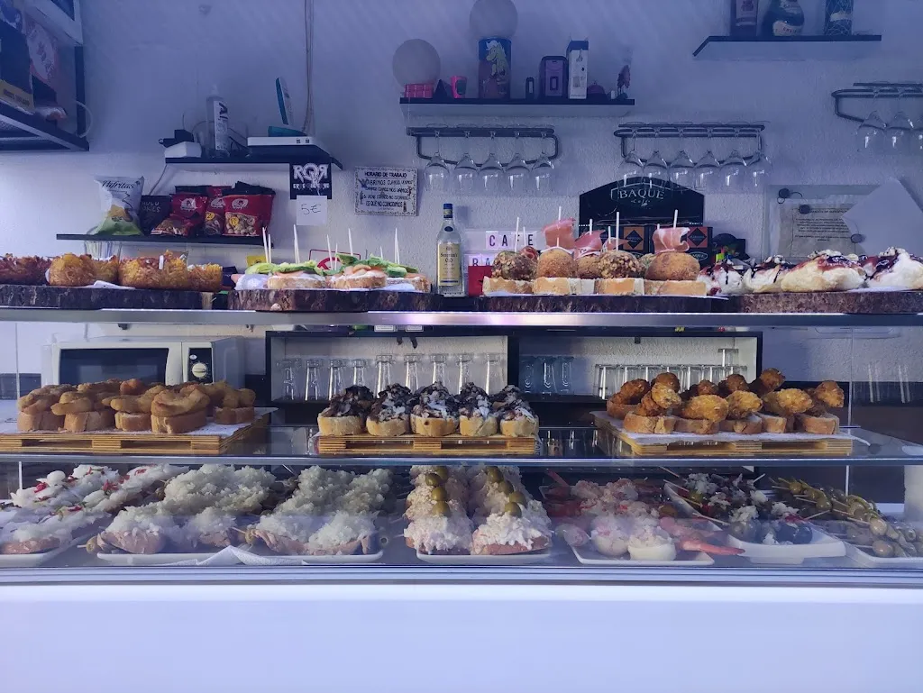 Cafe La Fuente Bar_Arenzana de Abajo_slider_image_1