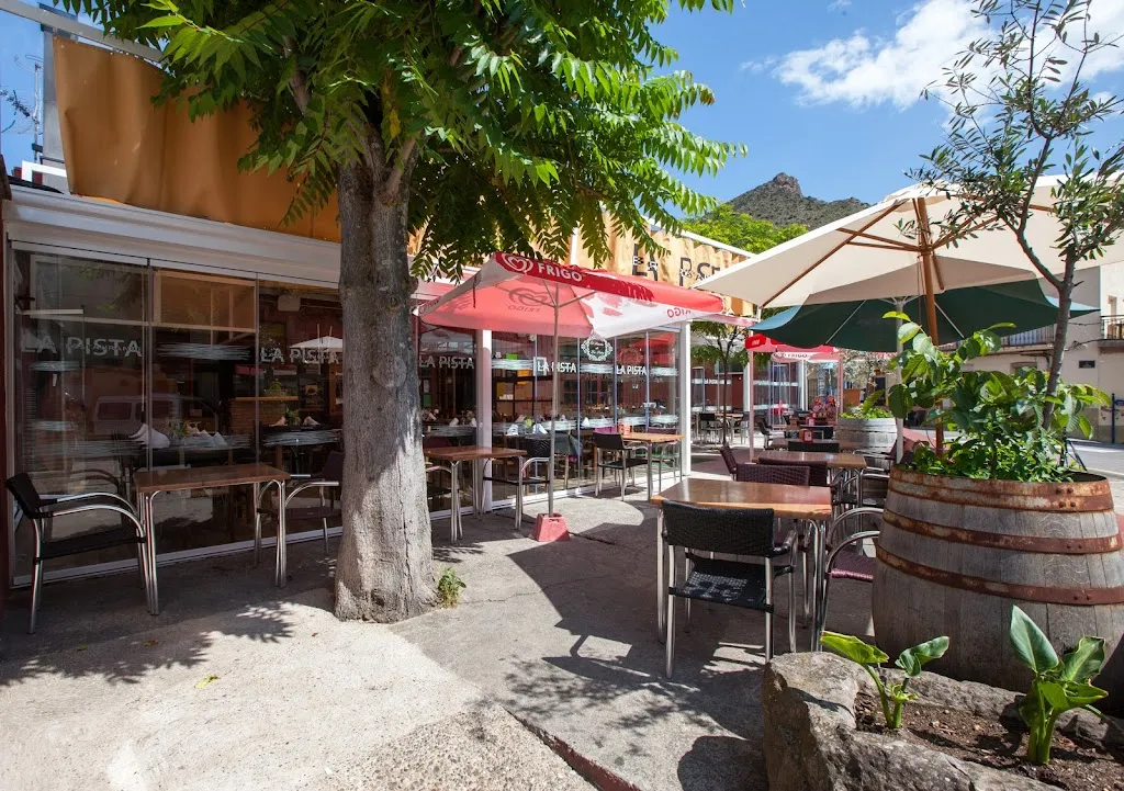 Restaurante La Pista_Arnedillo_slider_image_1