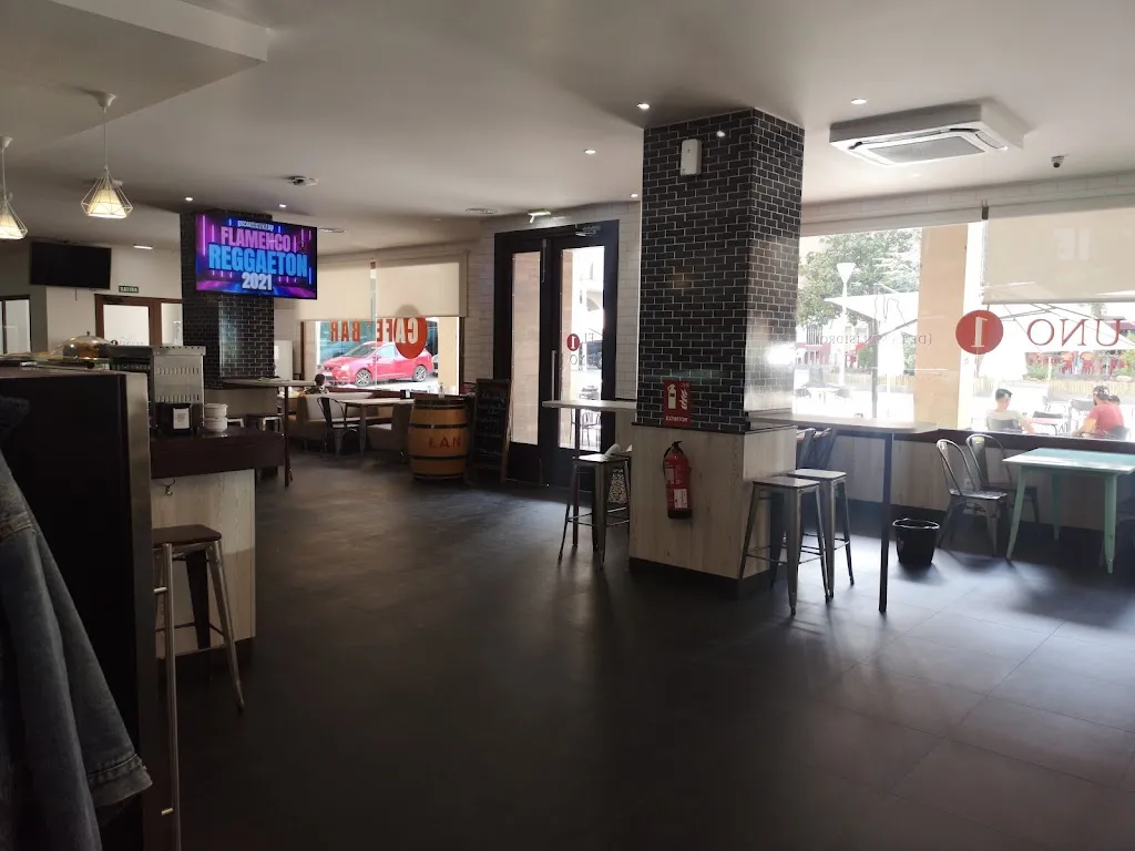 El Uno_Autol_slider_image_1