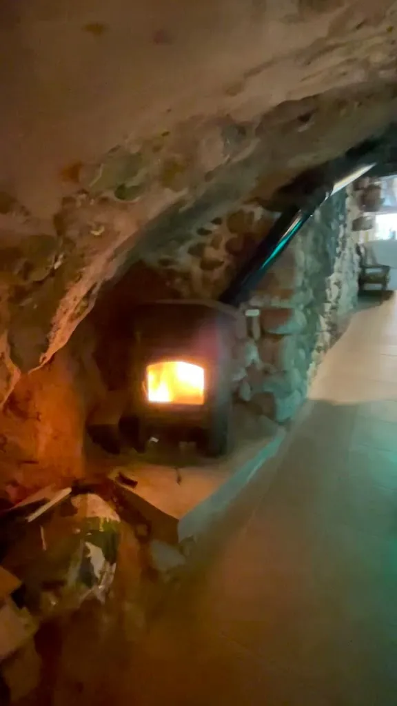 Anna Deak_La Taberna Bizarra_Bergasa_review