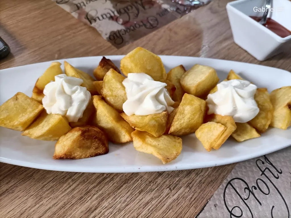 Gabriel Escobedo_Bar restaurante D'Elias_Crevillent_review