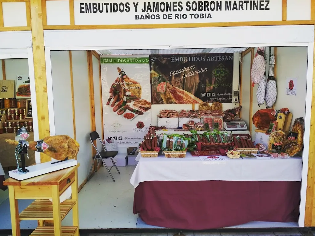 Jamón Sobrón Embutidos restaurant in Baños de Río Tobía