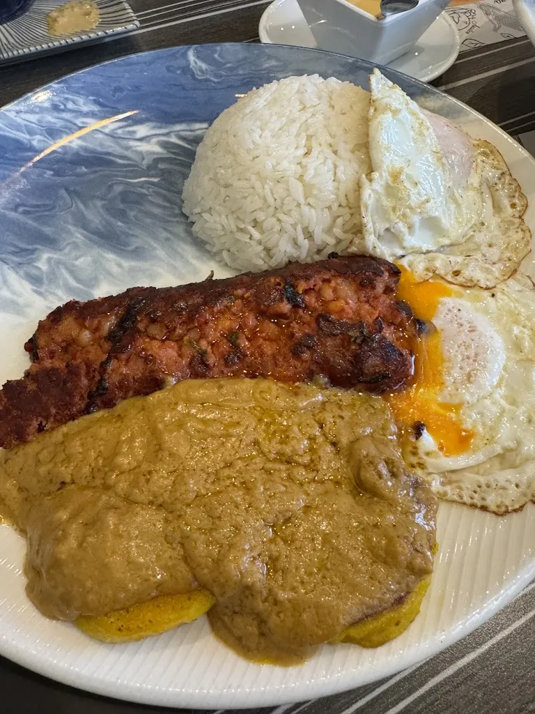 Deborah Laks_Perla del Pacífico_Berceo_review