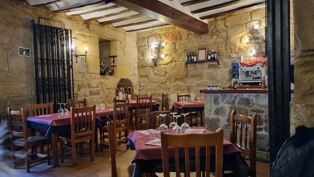 Restaurante Los 4 Arcos restaurant in Briones