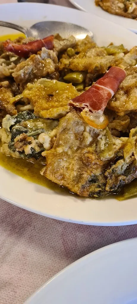 Dick van Velzen_Mesón Chomin_Briñas_review