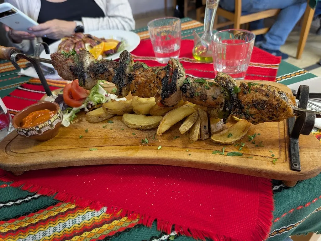 GALIN´S BULGARIAN RESTAURANT_Bezares_slider_image_3