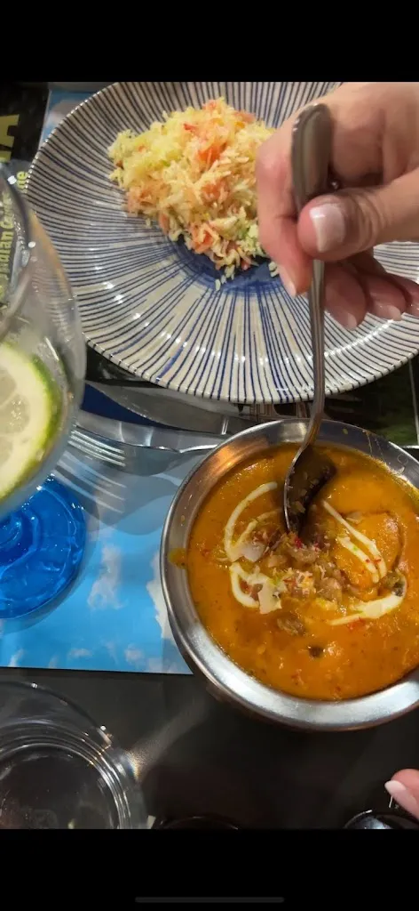 Mandeep Kaur_Casa India Restaurant_Bezares_review