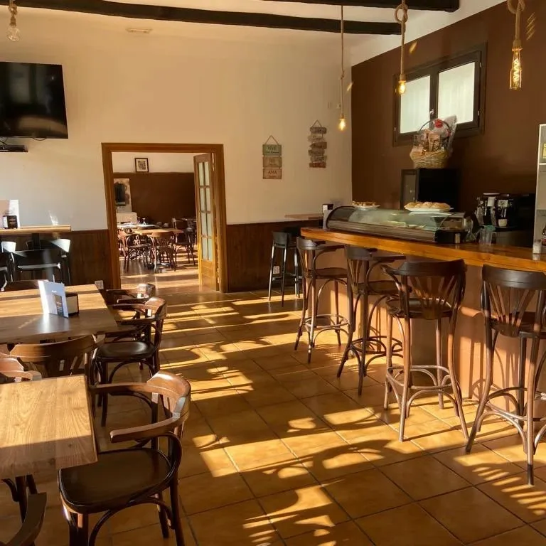 Bar de Mansilla restaurant in Canales de la Sierra