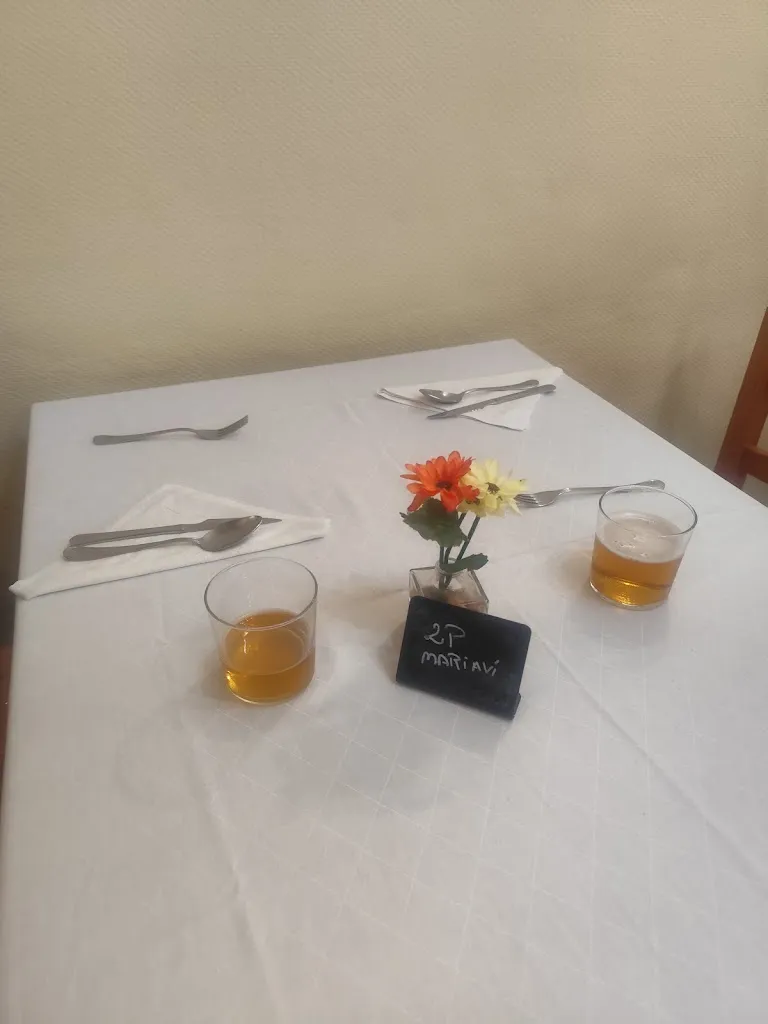 Victoria Unquiles_Posá La Encina Hostal Cardeña_Cárdenas_review