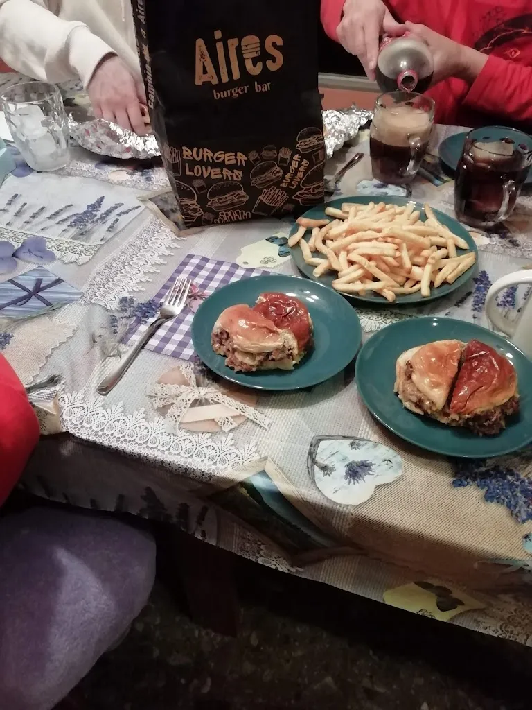 Menu_Aires Burger Bar | Crevillente_Crevillent_image_6