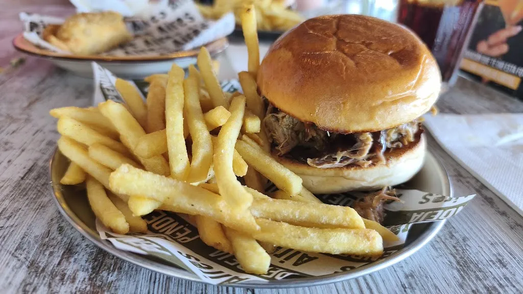 Sergio Ortuño Fernández _Aires Burger Bar | Crevillente_Crevillent_review