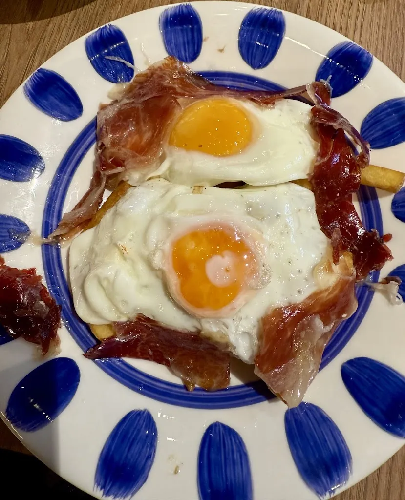 Lisa Castagna_Cañas y Tapas_Cañas_review