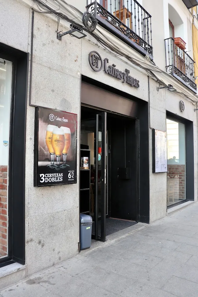 Cañas y Tapas_Cañas_slider_image_1