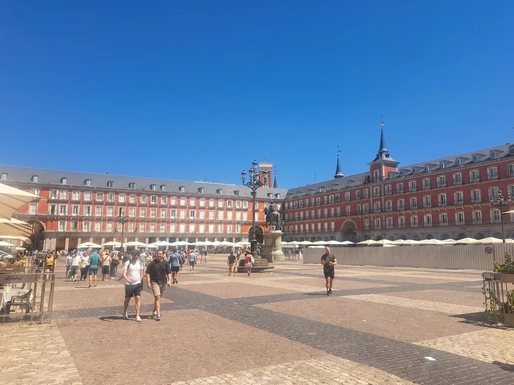 Joanna M L Fearn_Cañas y Tapas_Cañas_review