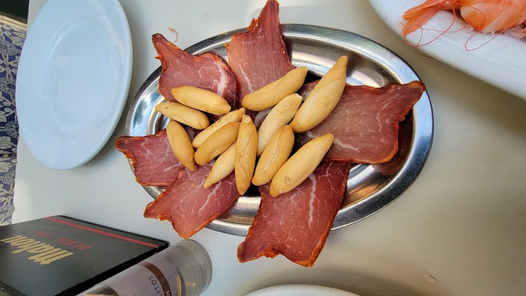 MICHAELZULIM “Manolis”_Las cañas_Cañas_review