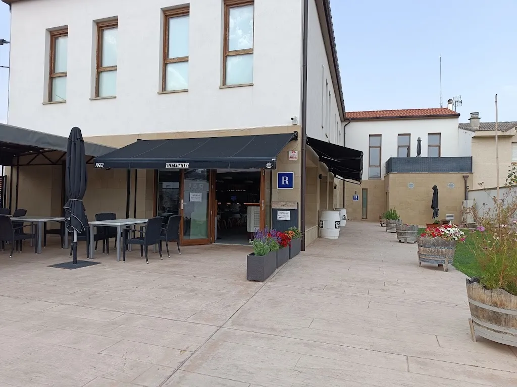 Raquel Martínez M_Entrerailes - Hotel Restaurante_Casalarreina_review