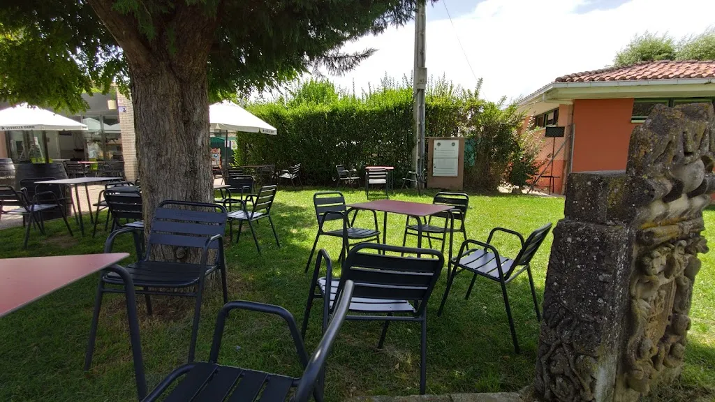 Bar las piscinas restaurant in Casalarreina