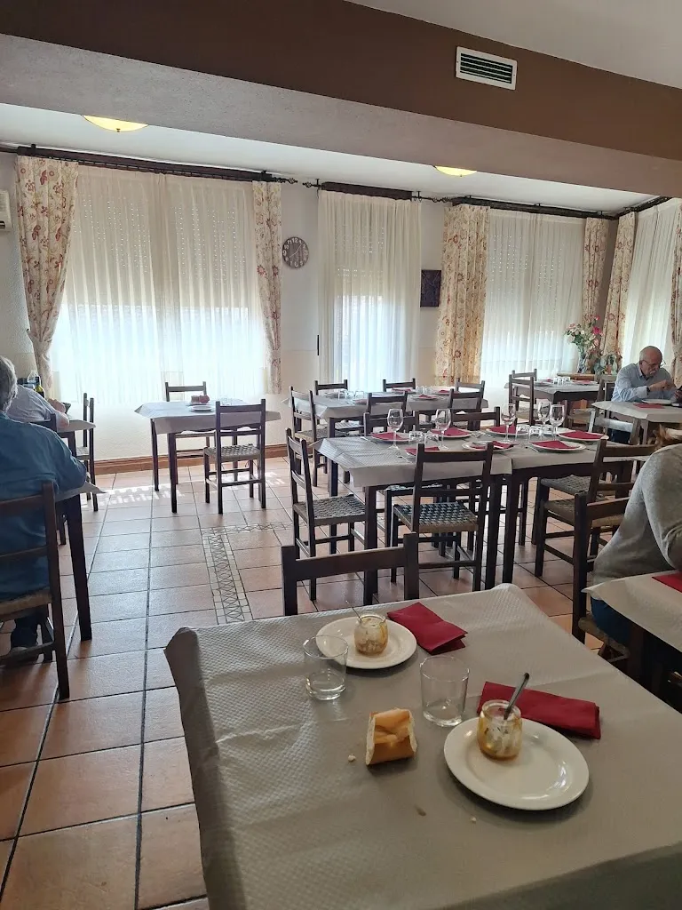 Guillermo Morcillo_bar olano_Cenicero_review