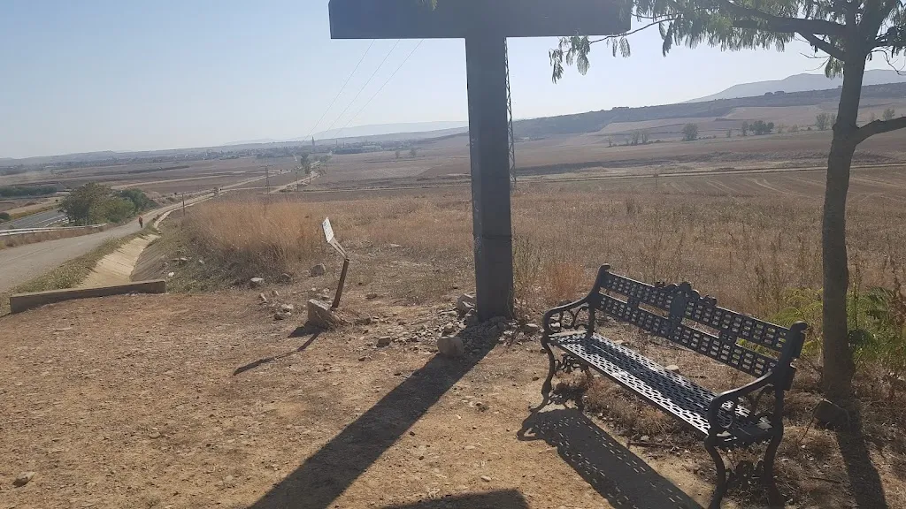 Spencer Cundy_La vermuteria_Cenicero_review