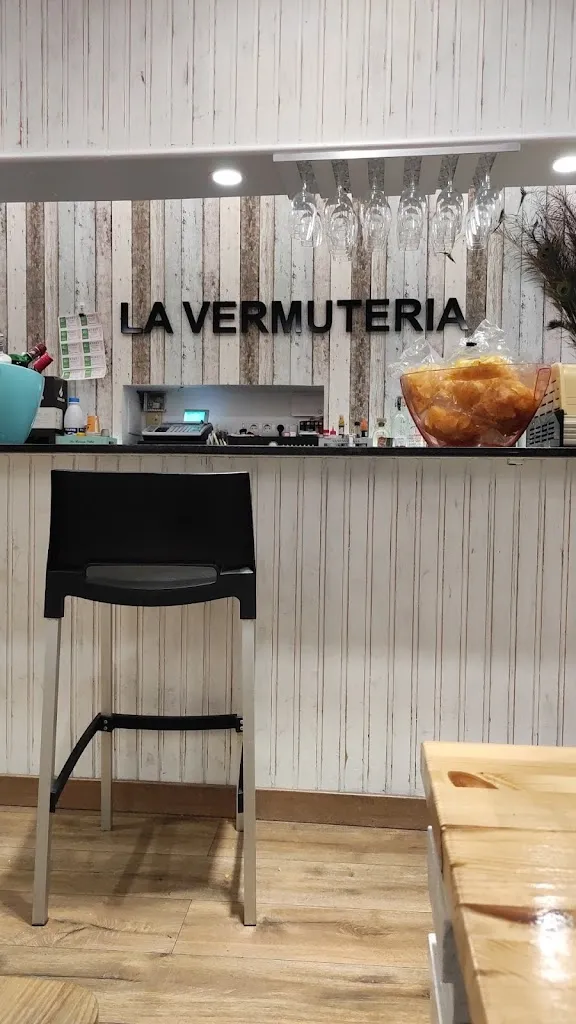 La vermuteria_Cenicero_slider_image_2