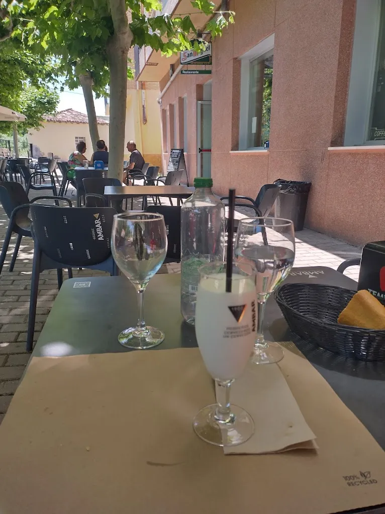 Bernhard Moser_HOGAR DEL JUBILADO_Cervera del Río Alhama_review