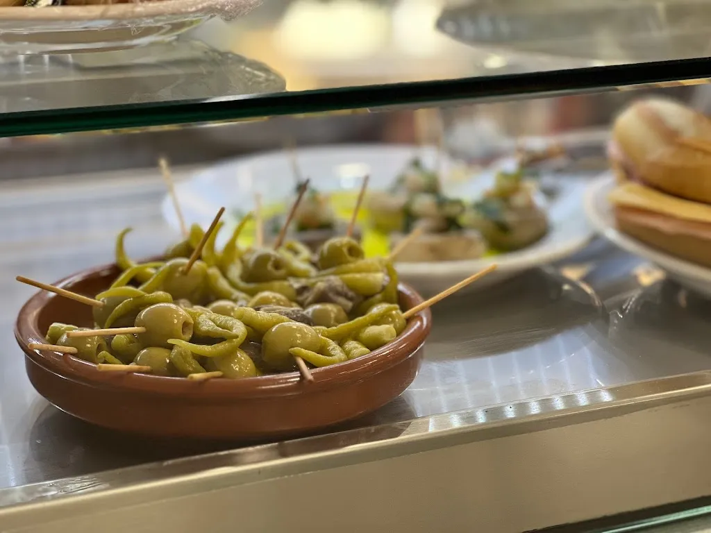 HOGAR DEL JUBILADO_Cervera del Río Alhama_slider_image_3