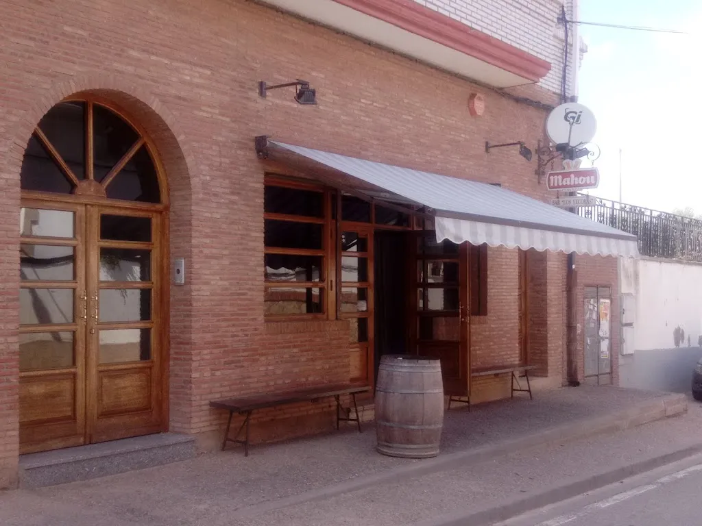 Bar Restaurante Lepanto_Corera_slider_image_1