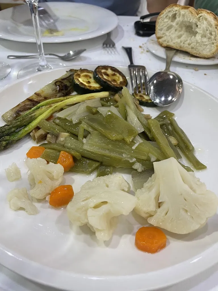 Andrea Casorrán Díaz_El Valenciano_Fuenmayor_review