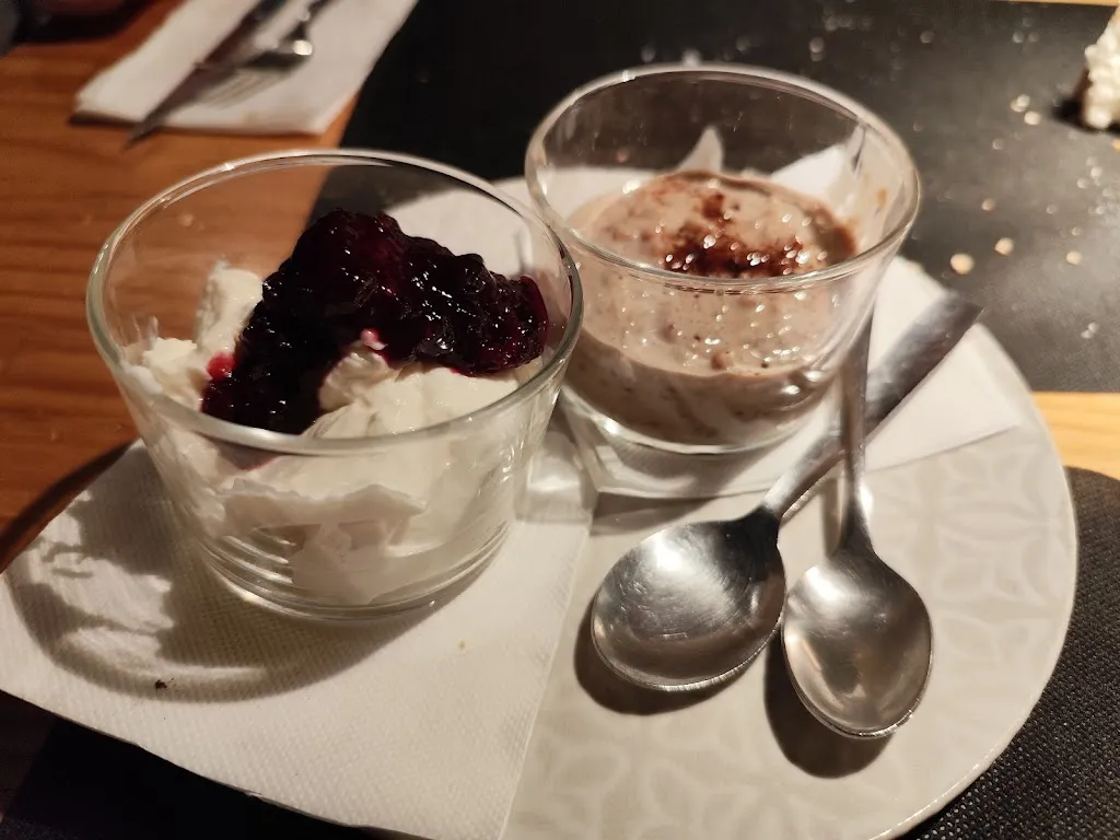 Blanca O_Casa de comidas 