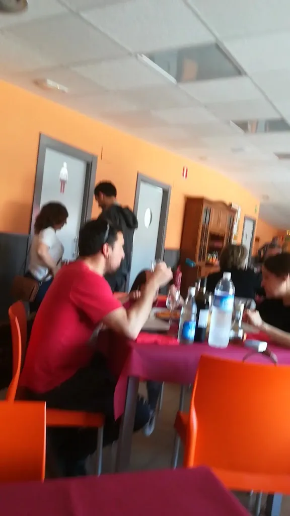 Bar LA OFICINA_Arnedo_slider_image_2