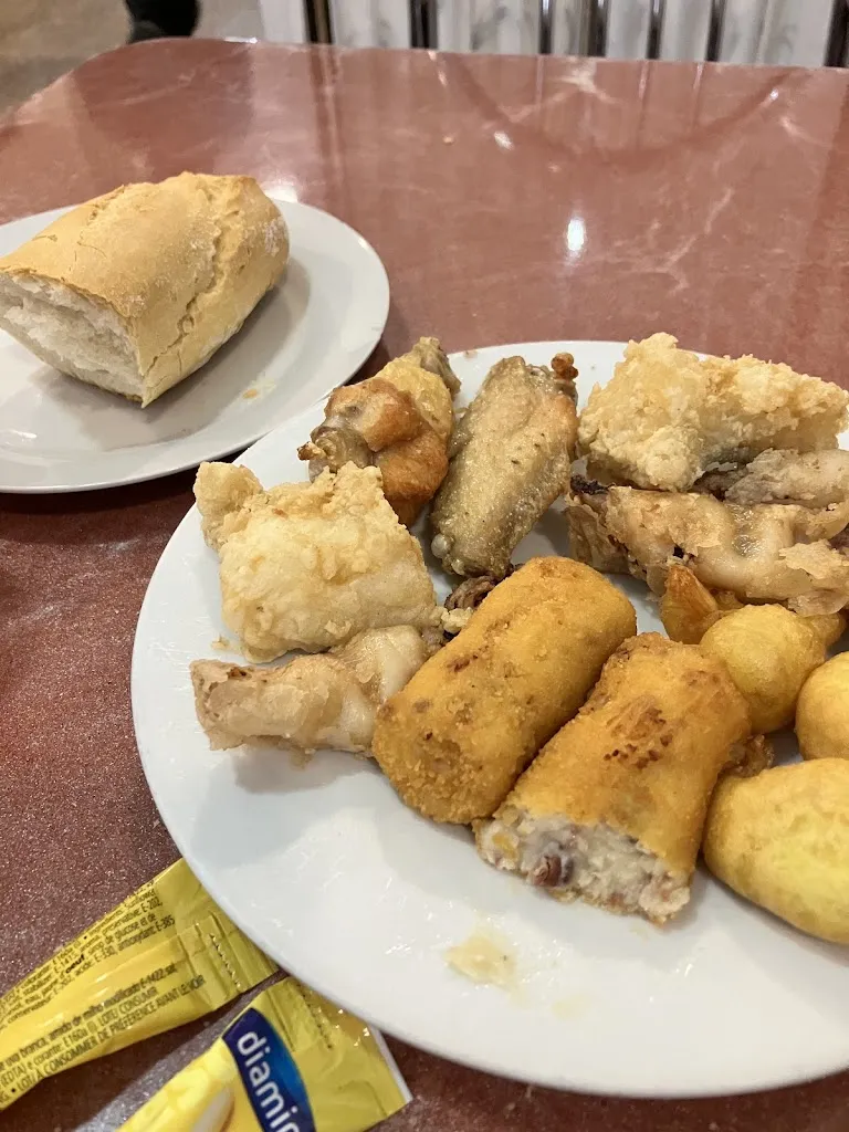 Antonio_Bar Mariachi_Crevillent_review