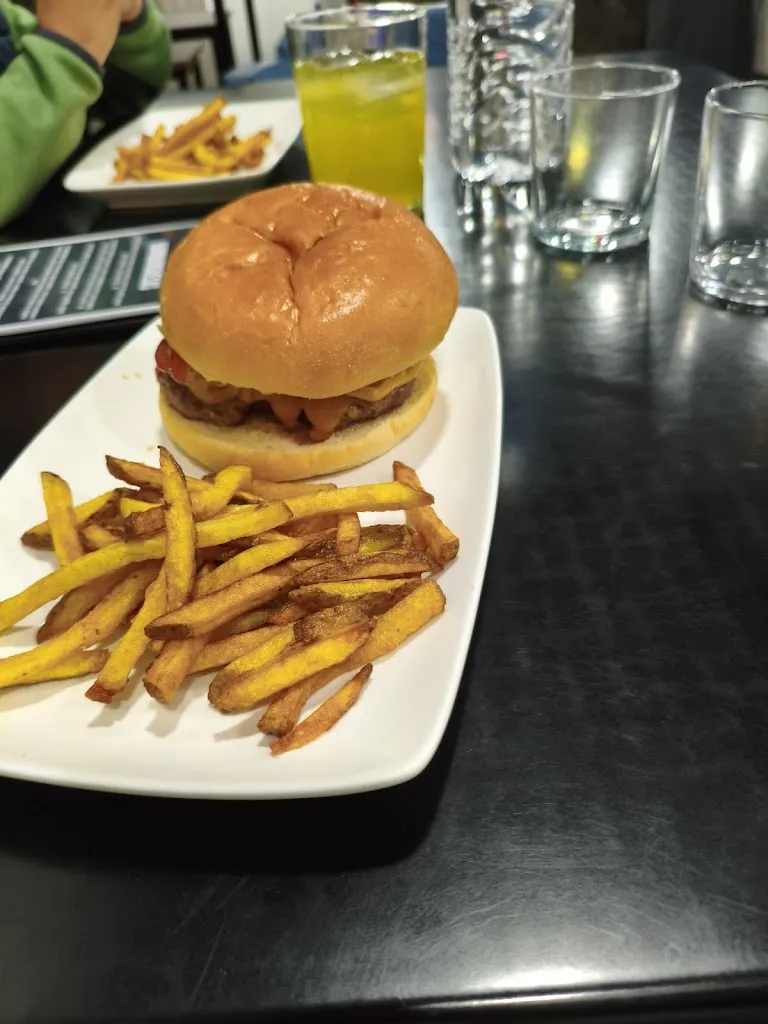 Jhobany Lizarro_POCKET Bar Takeaway_Arnedo_review