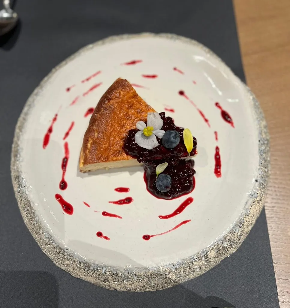 Антон Безменов_Casa Grande Restaurante_Grañón_review