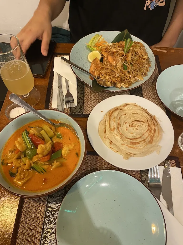 Skye Kraft_INDTHAI Comida Tailandesa_Haro_review