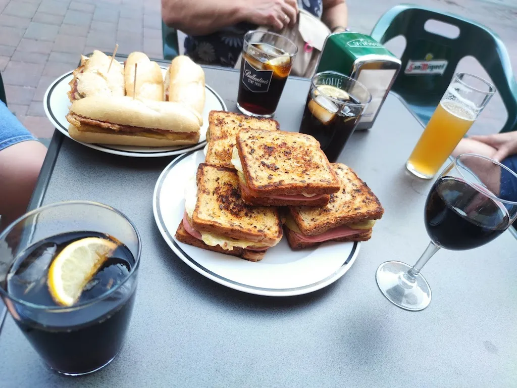 A. M.0_Bar Restaurante Avenida_Igea_review