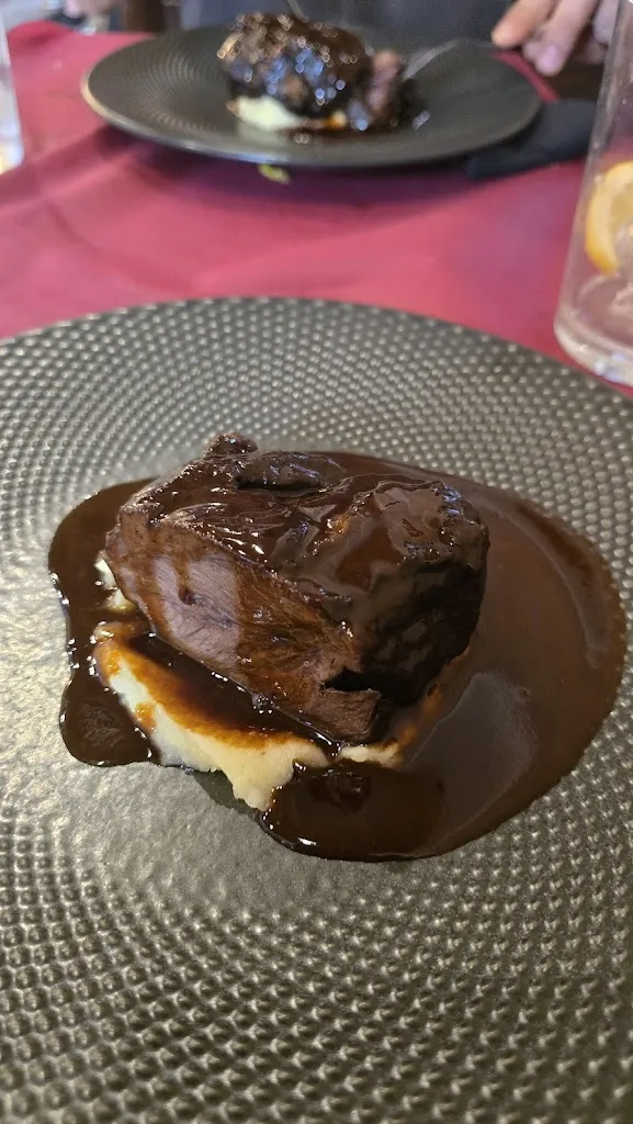 LA CANTERA restaurant in Leza de Río Leza