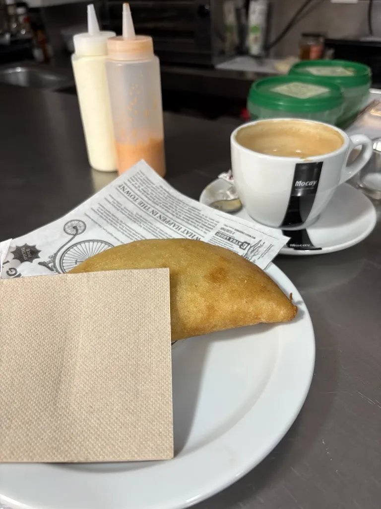 CaRoPa_Tapas Bar +58_Leiva_review