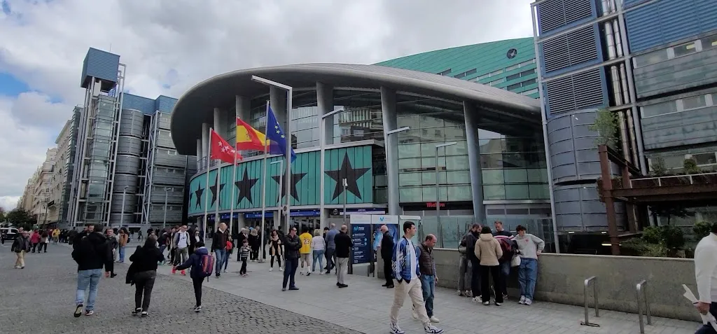 Benjamin Davidson_Movistar Arena Madrid_Leiva_review