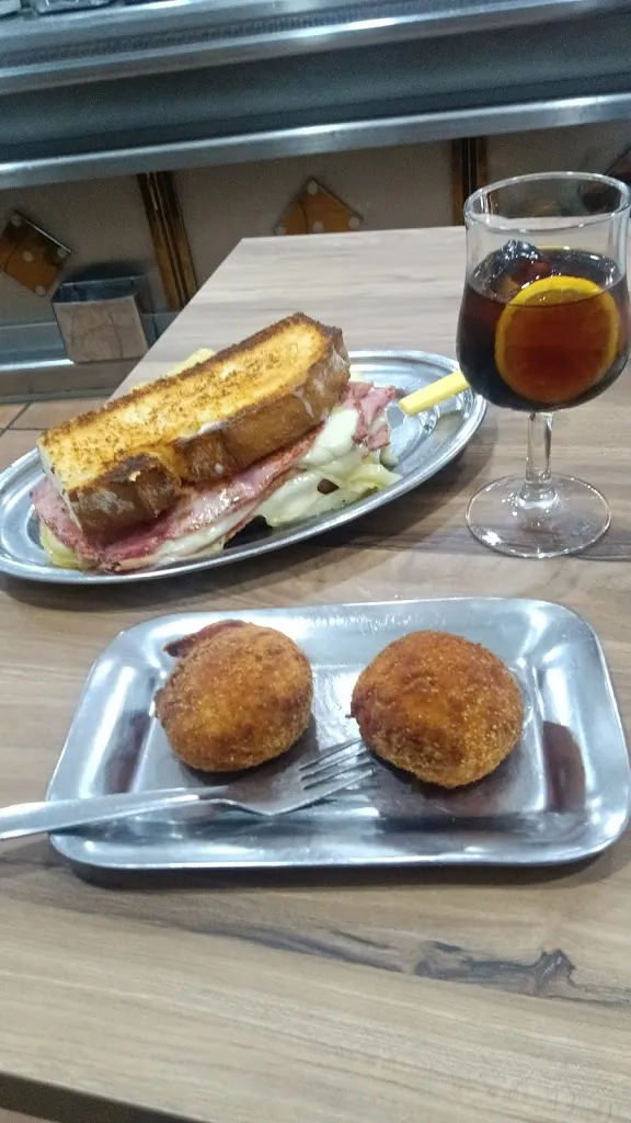 L&I General_Bar Melo's Lavapiés_Manjarrés_review